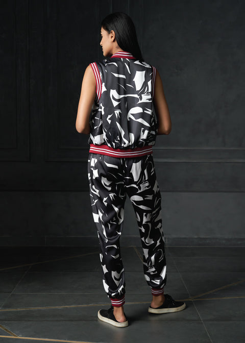 Nocturnal Printed Joggers with Maroon Grip