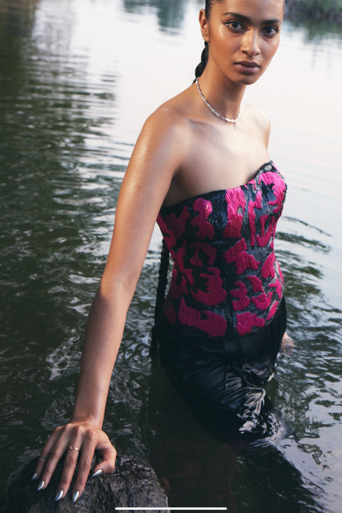 Iris black corset