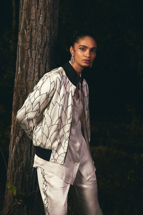 White bomber with leaf embroidery