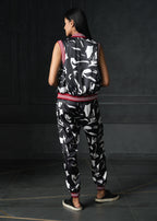 Nocturnal Printed Joggers with Maroon Grip