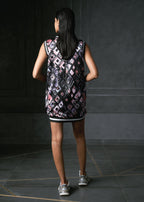 Olio in Black Sleeveless Printed Bomber Dress